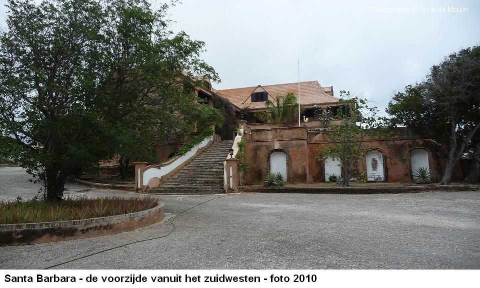 15, Santa Barbara voorzijde op het zuidwesten 2010
